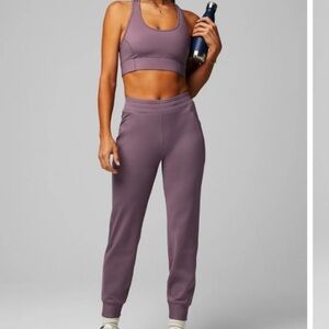 Fabletics Women’s Purple On The Go Cold Weather Jogger - Medium